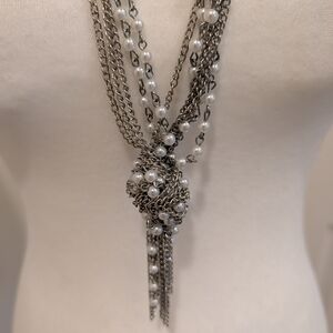Elegant Silver and White Pearl Necklace